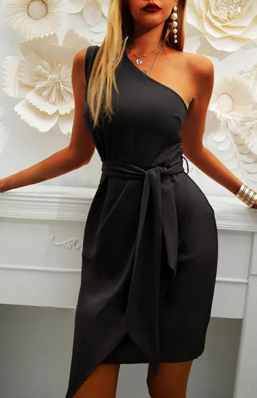Sleeveless Sloping Shoulder Irregular Tie Solid Color Dress